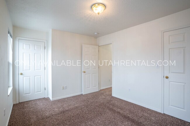 Building Photo - 66 S 100 W