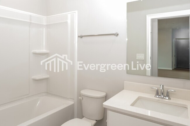 Building Photo - 105 Ashby Pond Dr