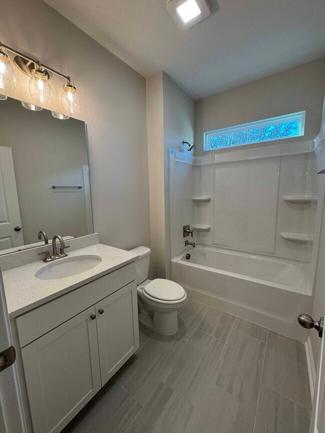 Building Photo - Bailey's Cove at Hilton Head Island | Where coastal living meets effortless elegance.