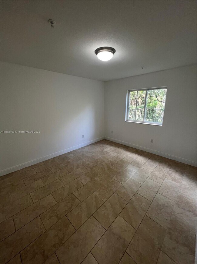 Building Photo - 211 W 79th Pl