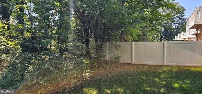 Building Photo - 156 Ironwood Ct