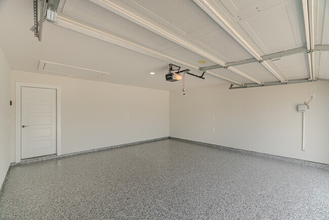 Building Photo - 9826 N Goshawk Trl