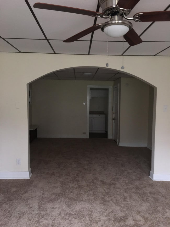 Building Photo - 2815 Brownsville Rd