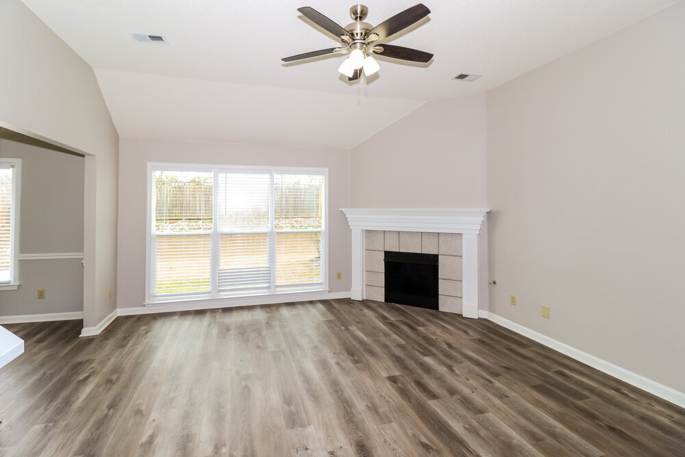 Building Photo - 9355 Helmsley Dr