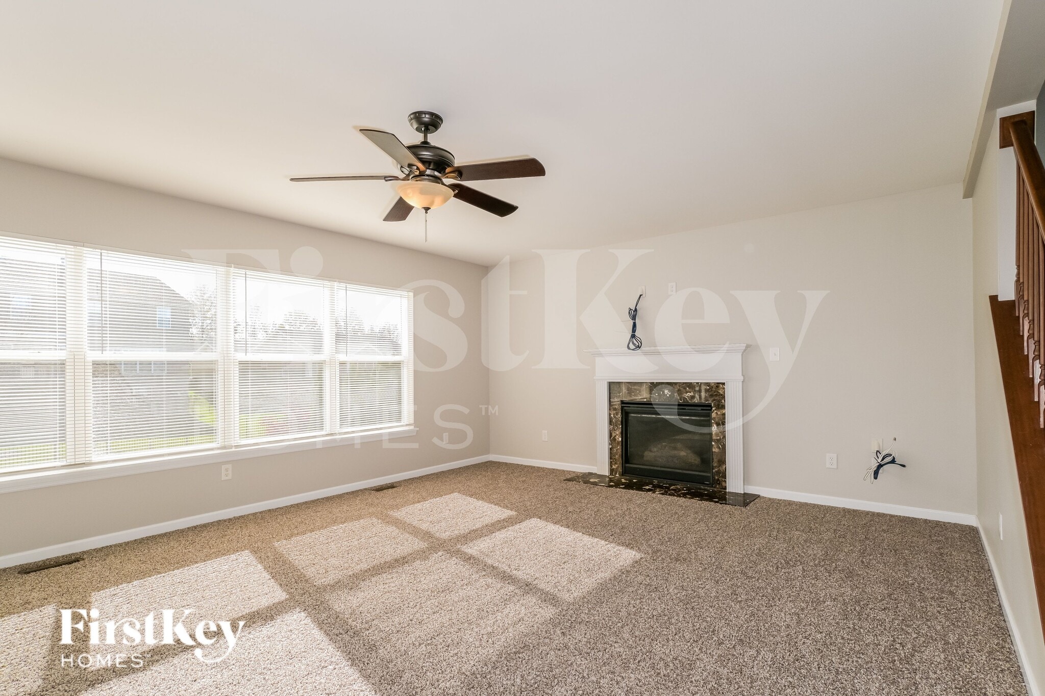 Building Photo - 5522 Emerald Pl Dr