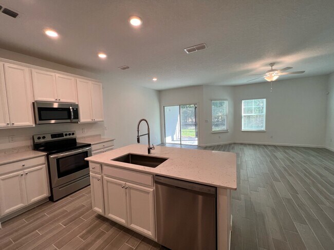 Building Photo - 448 Boracay Cir