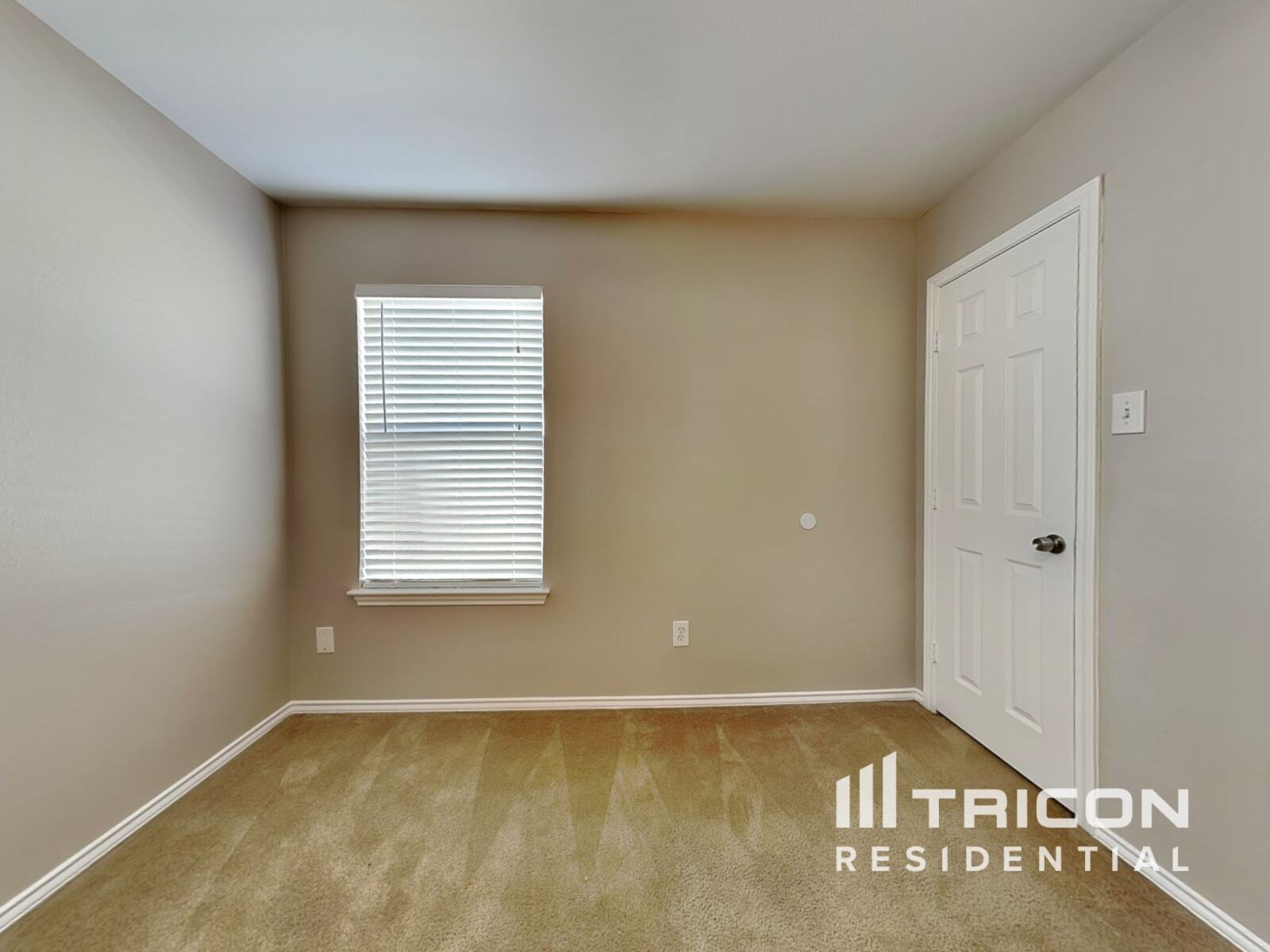 Building Photo - 12723 Whistling Springs Dr