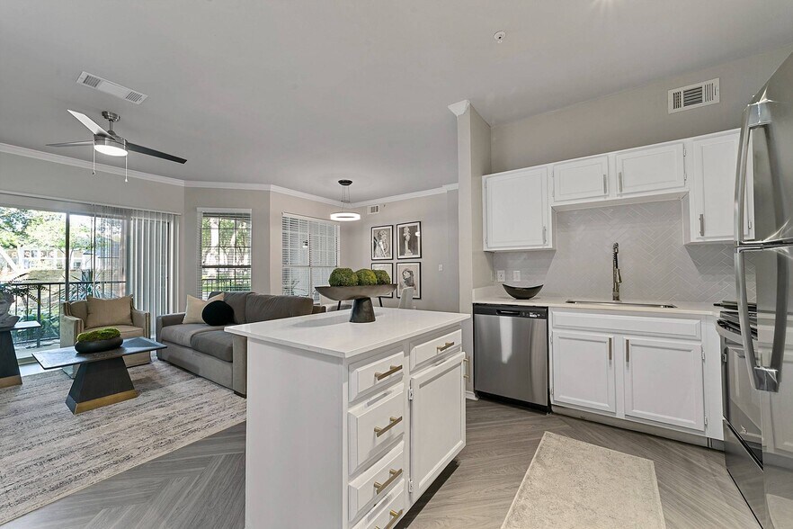 Thornbury at Chase Oaks 7101 Chase Oaks Blvd Plano TX 75025