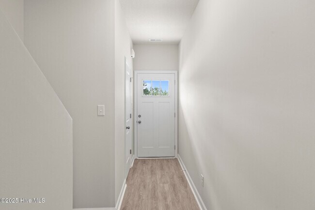 Building Photo - 2033 Folkstone Wds Ln