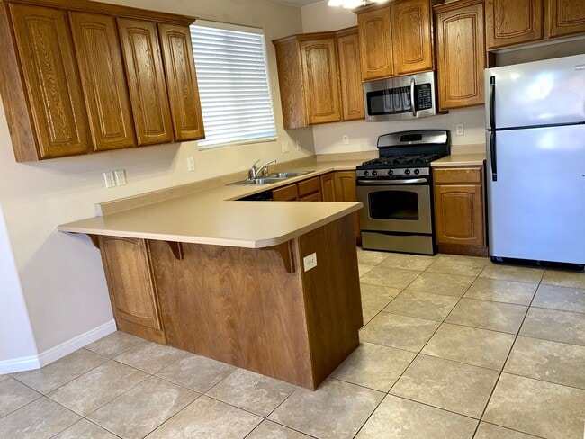 Building Photo - 1795 Snow Canyon Pky