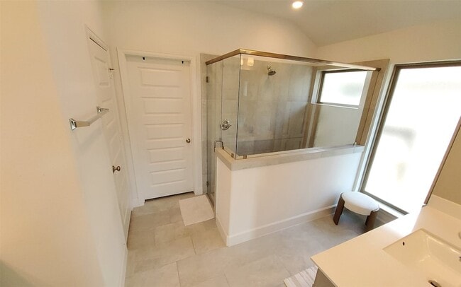 Building Photo - 27127 Cutleaf Daisy Ct