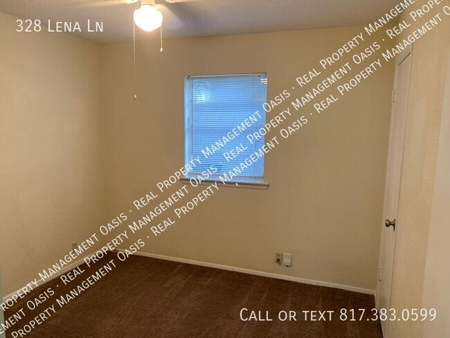 Building Photo - 328 Lena Ln