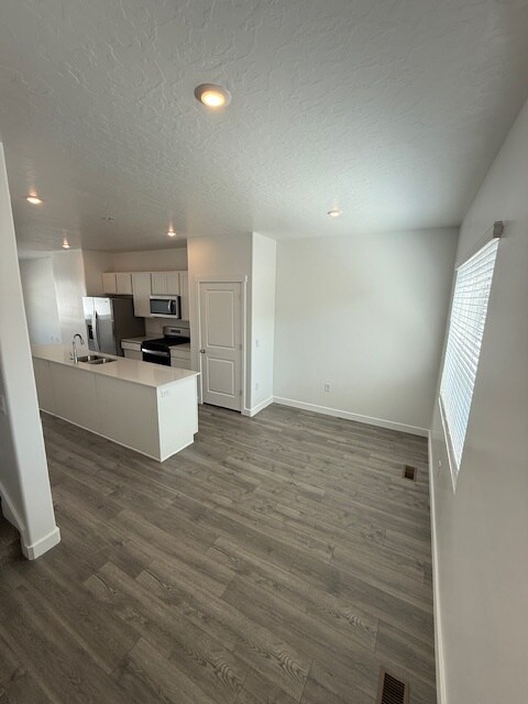 Building Photo - 411 S 1130 W