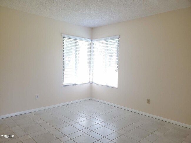 Building Photo - 11232 Vlg 11-