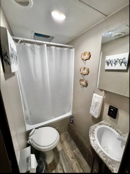 Building Photo - 2629 W Elm Mott Ln