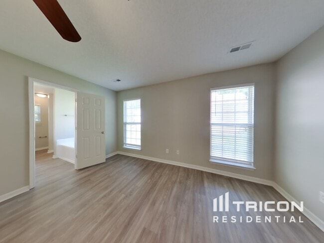 Building Photo - 5935 Laurenfield Dr