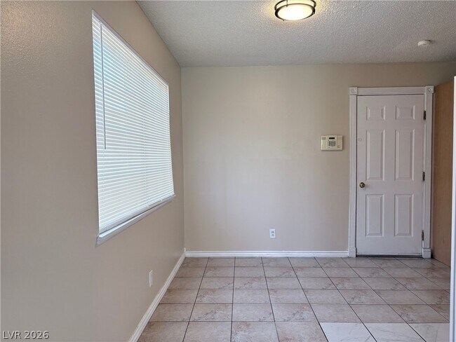 Building Photo - 6100 Jones Cir