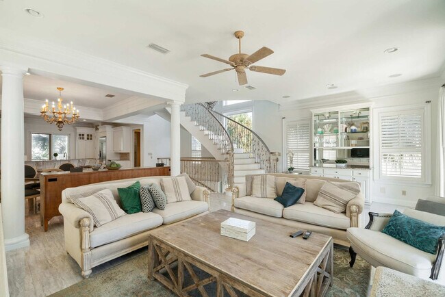 Building Photo - 4802 Ocean Blvd