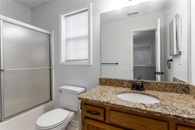 Building Photo - 430 Auldon Ct SE