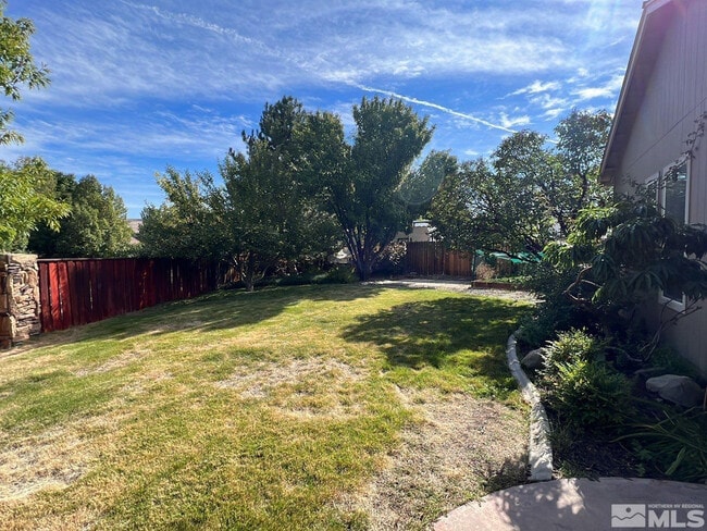 Building Photo - 3340 Sansol Ct