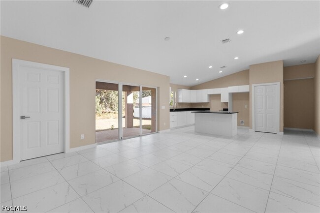 Building Photo - 3513 NE 17th Pl