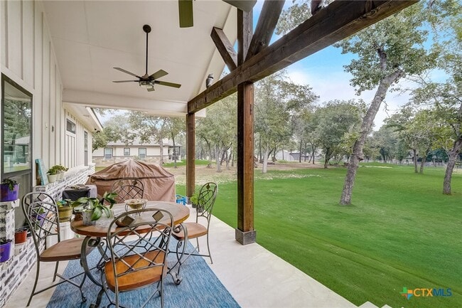 Building Photo - 281 Cibolo Way