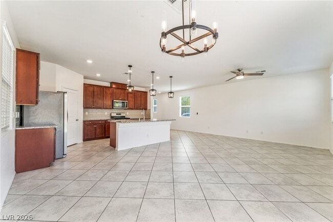 Building Photo - 5371 Boschetto St