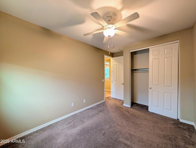 Building Photo - 923 S Osborn Ln