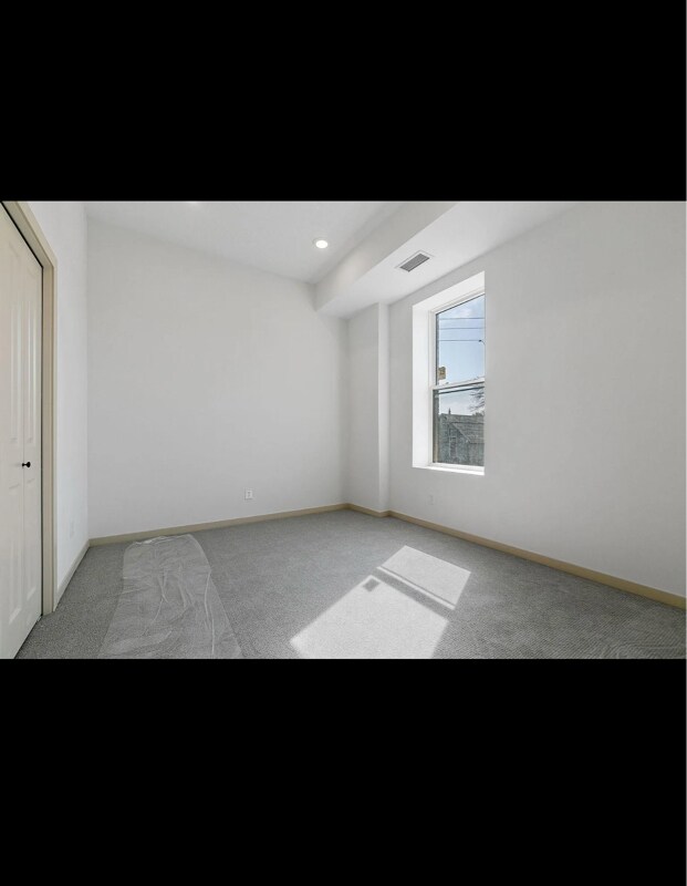 Building Photo - 842 Rice St