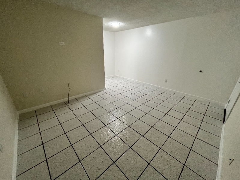 Building Photo - 2260 W 53rd Pl