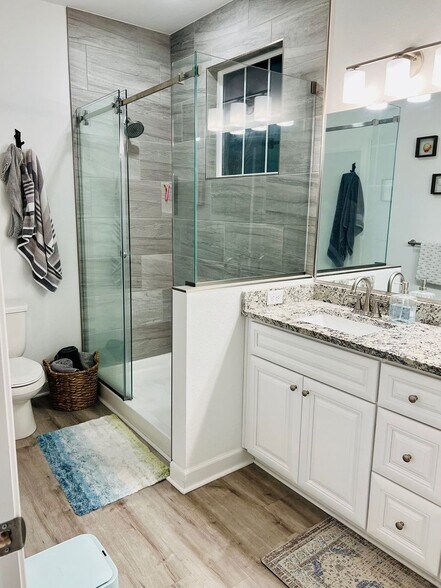 Building Photo - 9556 21st Bay St