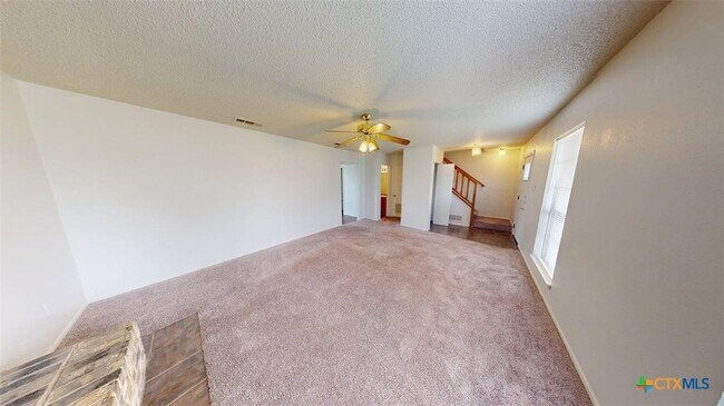 Building Photo - 1613 Bobby Lee Dr