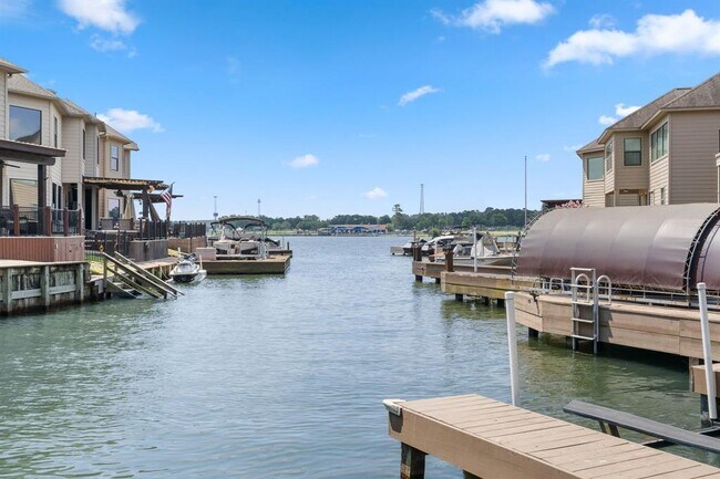 Primary Photo - 360 Old Aqua Landing W