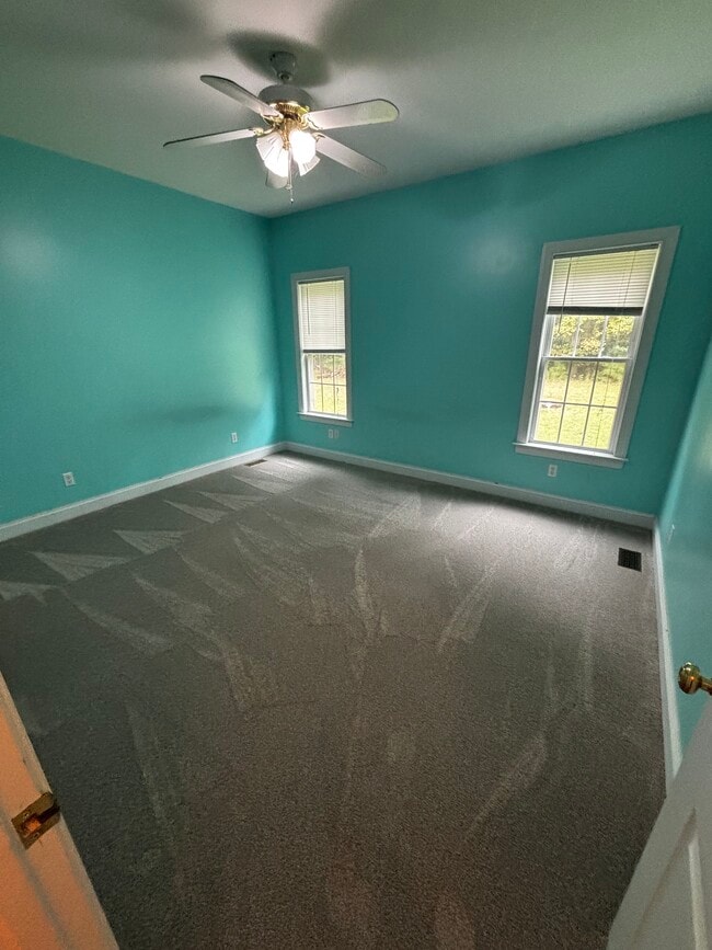 Building Photo - 14116 Spruce Ave