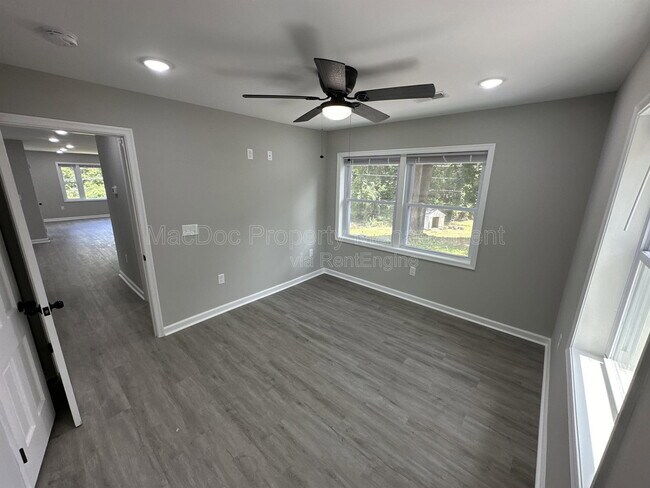 Building Photo - 12317 Metlock Rd