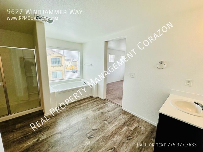 Building Photo - 4-bedroom 3 Full Bath home for Rent in Ren...