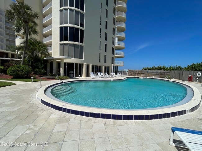 Building Photo - 2225 Jimmy Buffett Mem Hwy