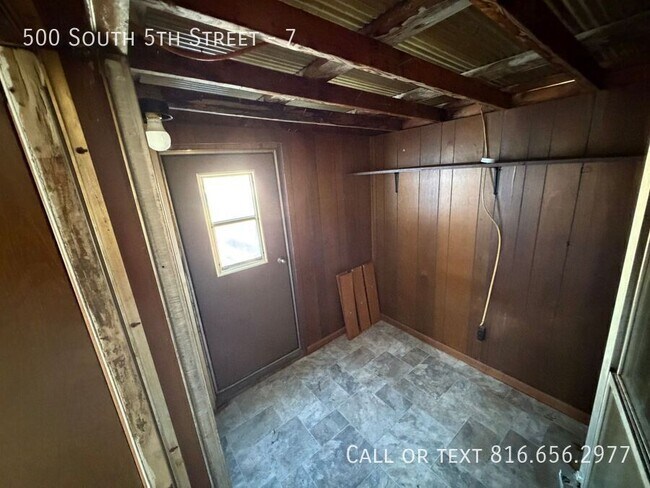 Building Photo - 500 S 5th St