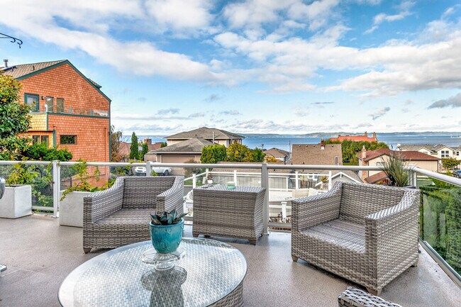 Building Photo - 2724 N Starr St