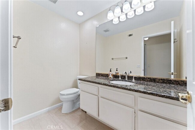 Building Photo - 24832 Los Gatos Dr