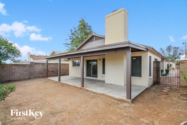 Building Photo - 8545 N 108th Ln