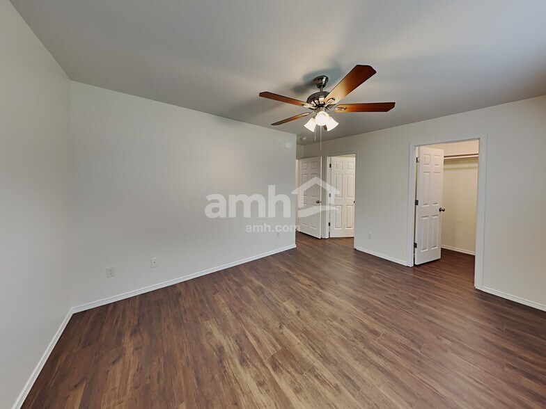 Building Photo - 6424 217th St E