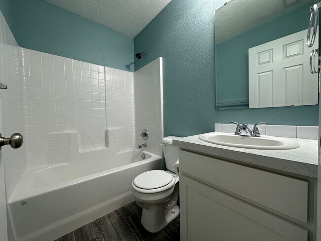 Building Photo - 3bed, 2bath, 1,125sq.ft. home in Virginia Park - North Caldwell near D&B