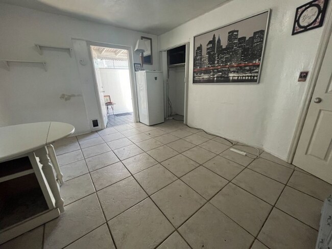 Building Photo - 2XXX SW 42nd Way