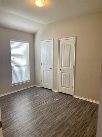 Building Photo - 1117 Lake Grove Dr
