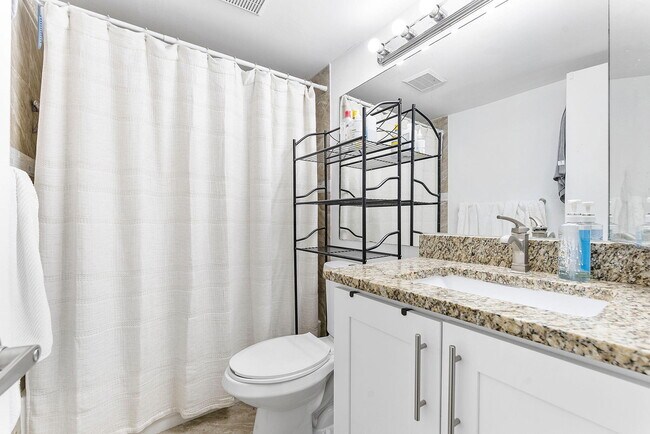 Building Photo - 3308 Spanish Wells Dr