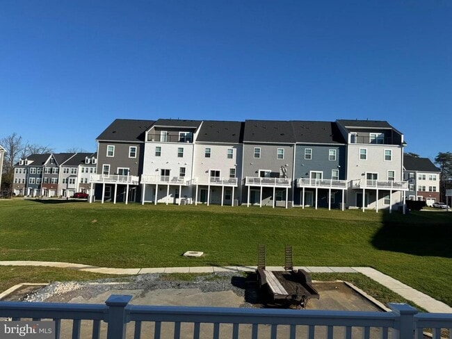 Building Photo - 1809 Parham Wy