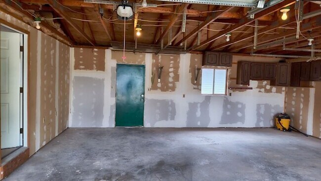 Building Photo - 11354 Berkshire Dr