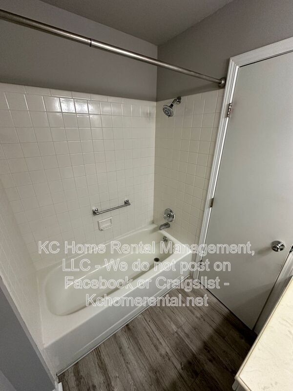 Building Photo - 12013 W 58th Pl