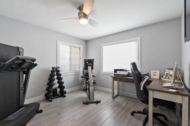 Building Photo - 39369 Regency Way